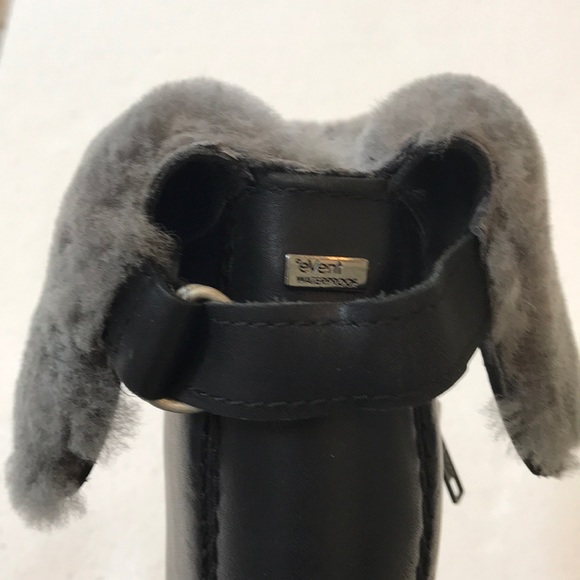 Ugg Miko Snow Boots, Size 5 - Picture 7 of 8